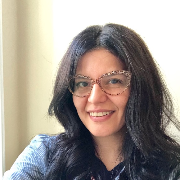 Meet your Posher, Ozge - Picture 1 of 1